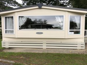 Violet 1 Holiday Caravan Rental at Oakdene Forest Park near to Ringwood - 2 Bedrooms - Sleeps 6